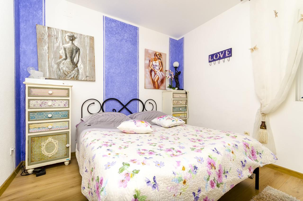 Apartments Nives โตรกีร์ ภายนอก รูปภาพ